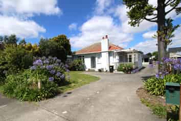 34 Botanical Road, Takaro