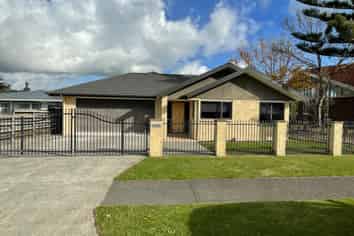 11 Johnson Street, Bulls