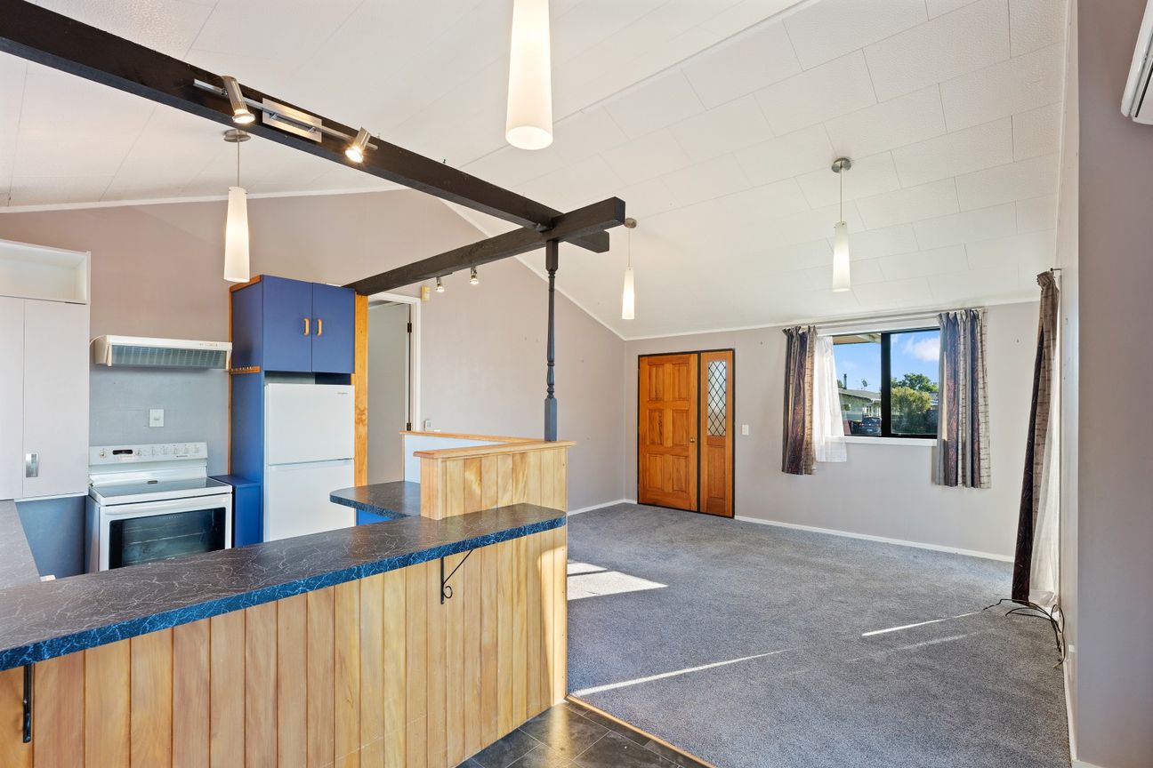 Comfortable Living with Great Garaging - Prikaz 4