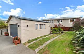 26 Ashwell Drive, Port Waikato