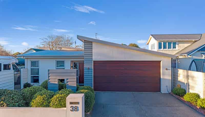 38 Middle Road, Allenton