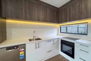 15c Molley Green Place, Mount Roskill