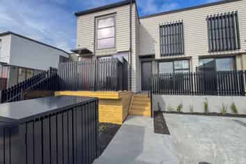 15c Molley Green Place, Mount Roskill