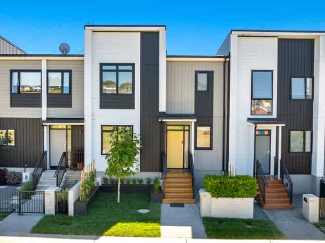 127 Bonair Crescent, Millwater