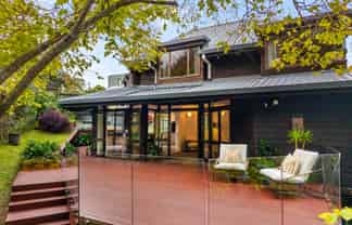 2/38 Colonial Road, Birkenhead