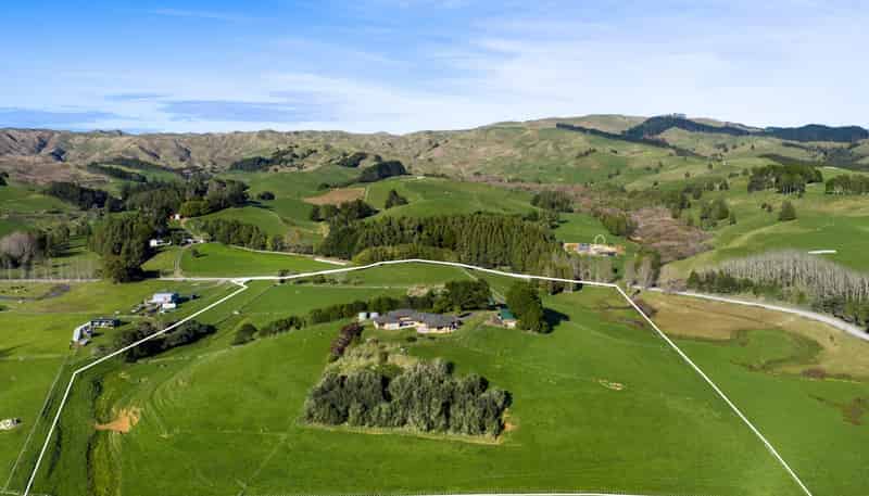143 Pond Road, Raglan
