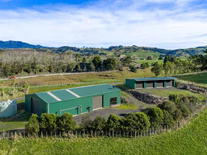 143 Pond Road, Raglan