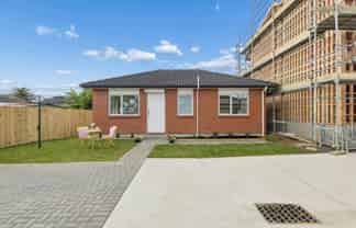 23 Desmond Place, Otara
