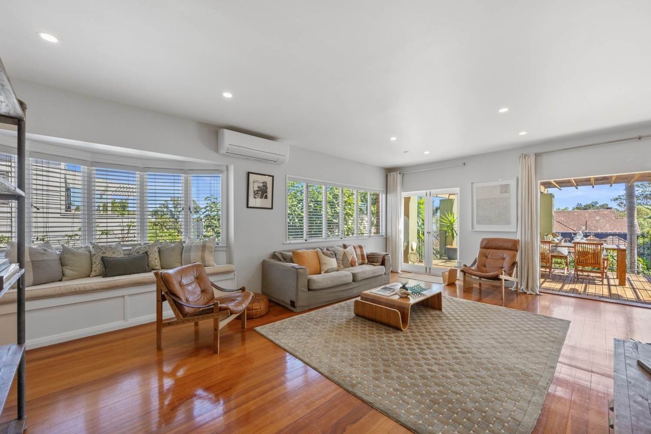 Herne Bay Haven  Three-Level Furnished Home w... - Widok 2
