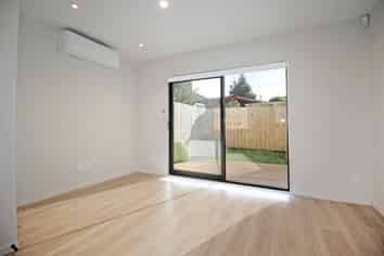 26D Alamein Road, Panmure