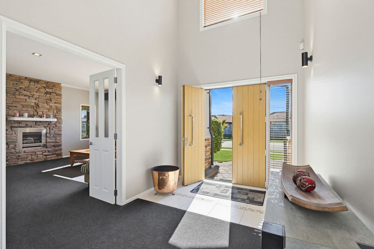 More Space. More Style. More Value. Aquinas Zone. - Aanzicht 4
