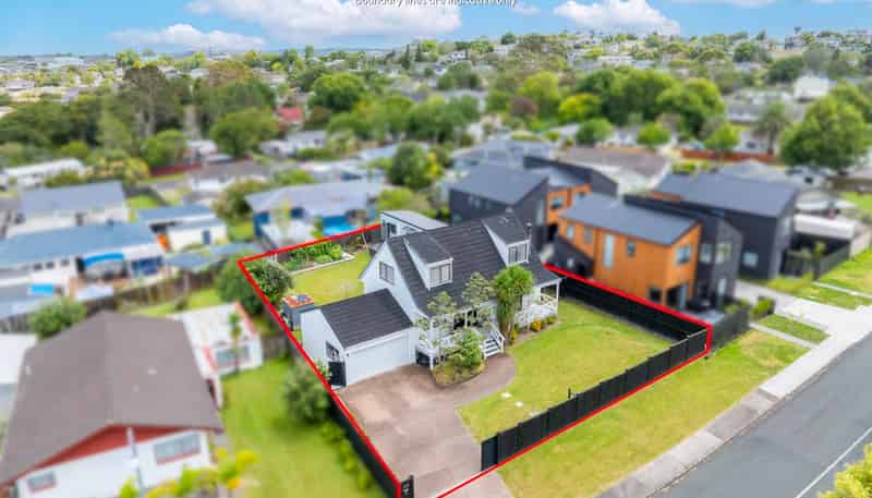35 Fitzherbert Avenue, West Harbour