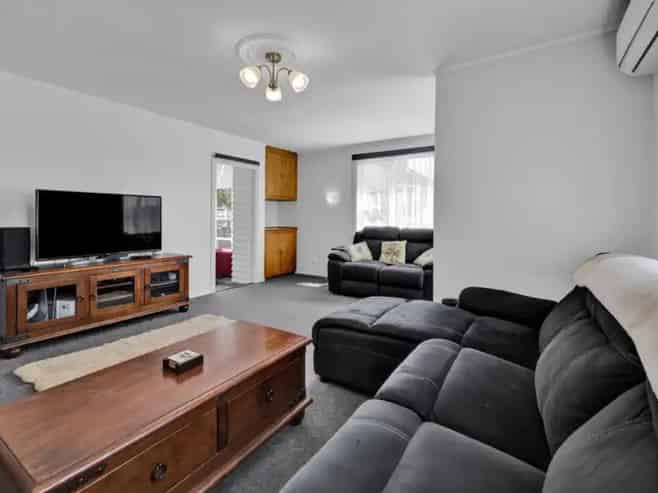 2 A'Court Street, Hawera