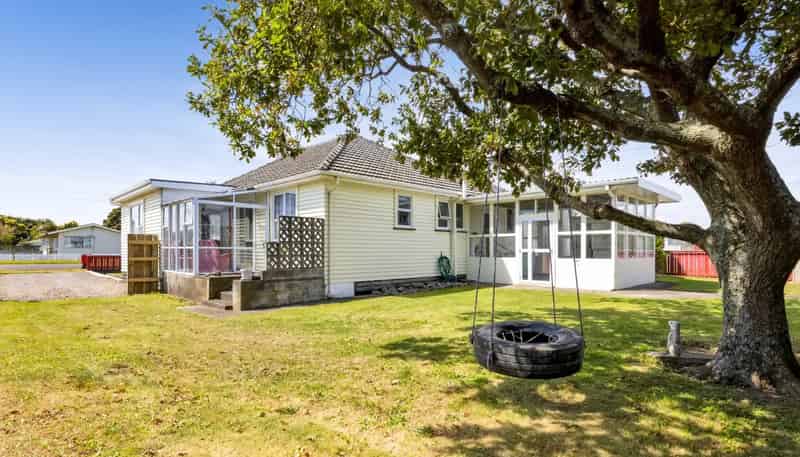 2 A'Court Street, Hawera