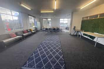 Large Pukekohe Office Opportunity - 533m²