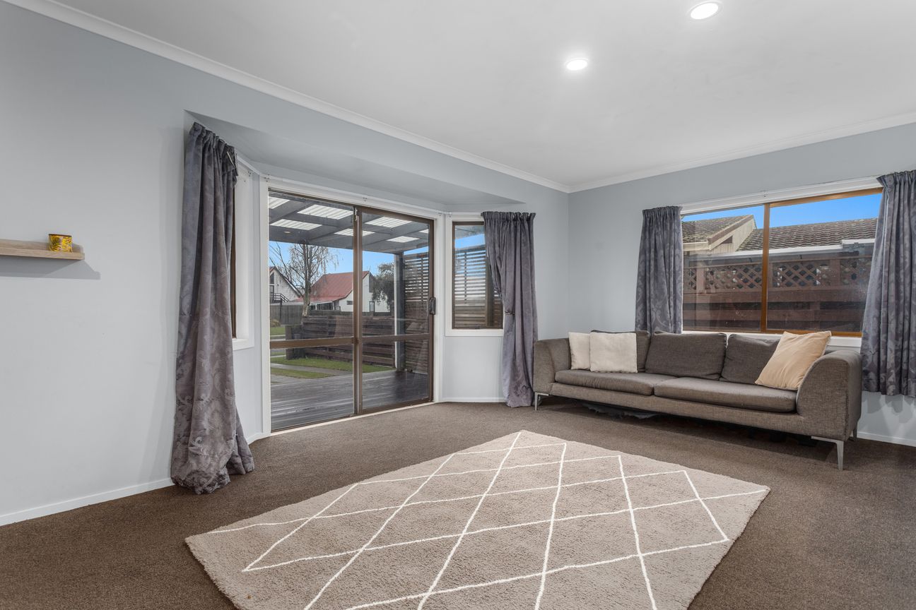 Heart of Edgecumbe with Peaceful Outlook - Widok 5