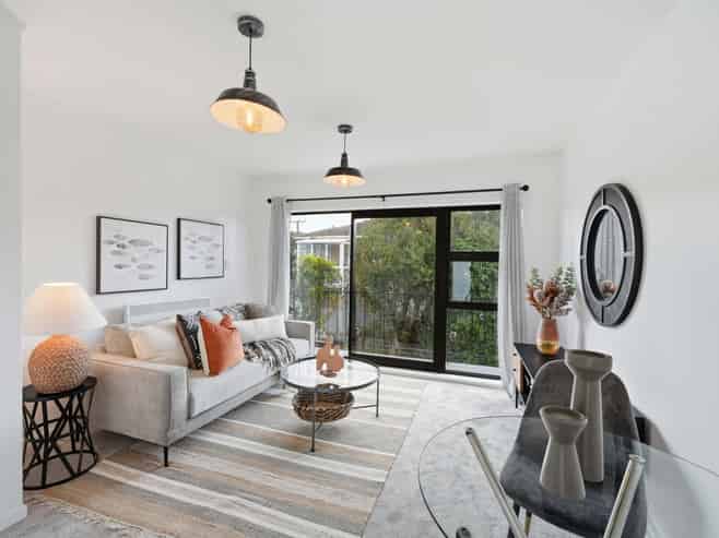 10/767 Beach Road, Browns Bay