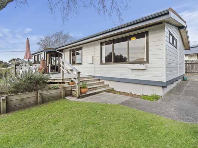 116 Wairau Road, Oakura