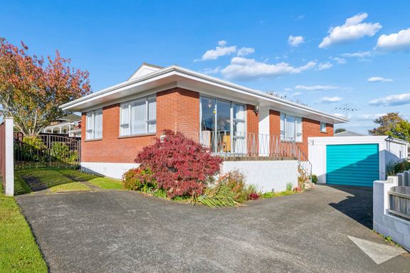2/39 Ashdown Place, Pahurehure, Papakura, Auckland