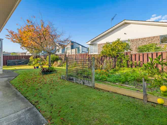 2/39 Ashdown Place, Papakura