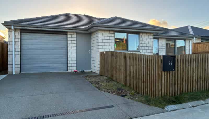 75 Waruhia Crescent, Rototuna North