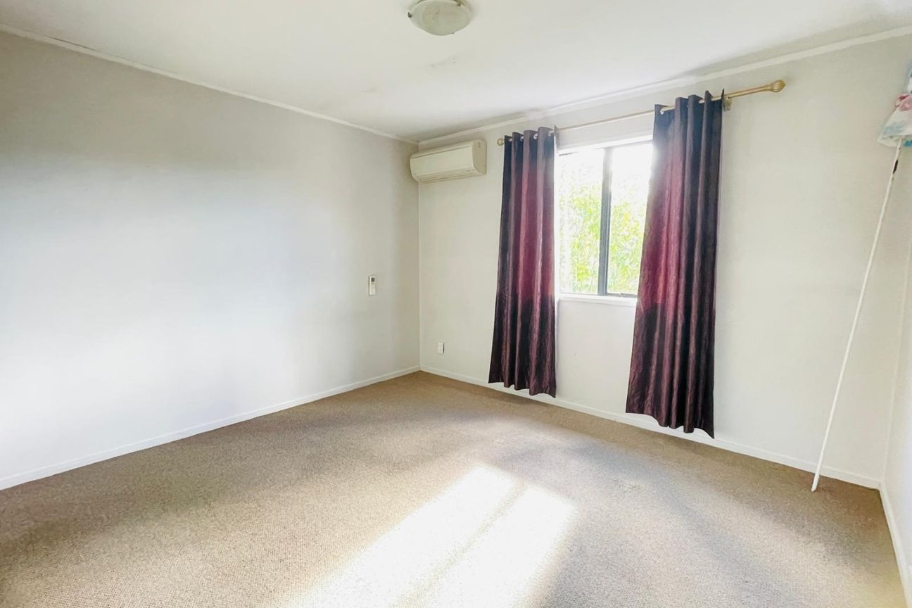 2 Bedroom House with 1 Bathroom and 1 Car parking – pohled 5