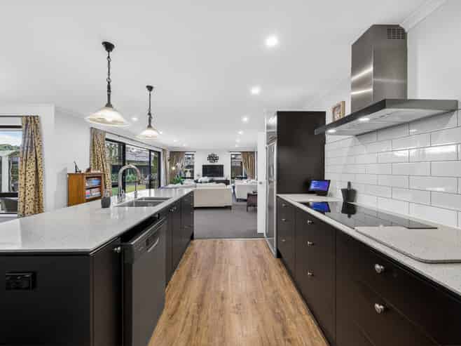21 Bernice Crescent, Yaldhurst