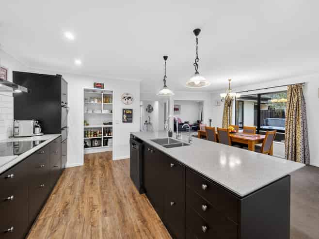 21 Bernice Crescent, Yaldhurst