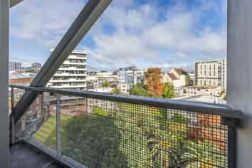 10E/8 Scotia Place, Auckland Central