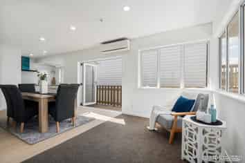 53 Taikata Road, Te Atatu Peninsula, Waitakere City, Te Atatu Peninsula