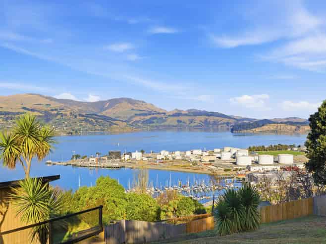 21 Bridle Path, Lyttelton