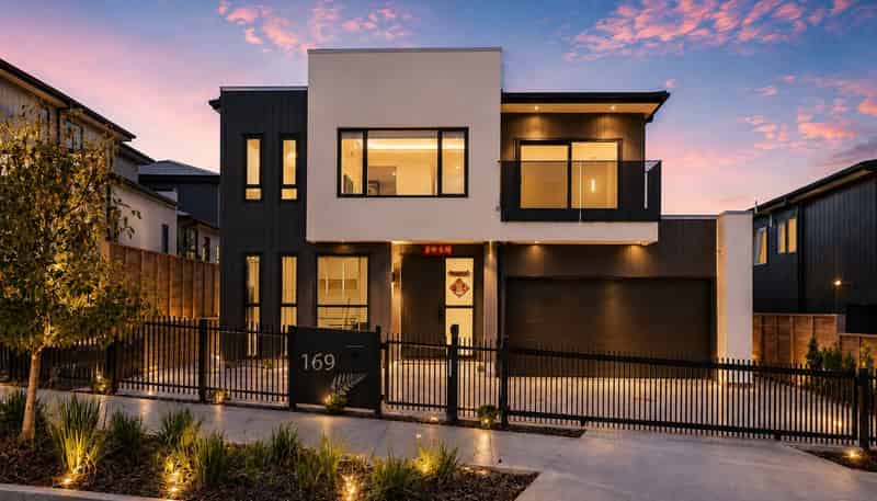 169 Te Oneroa Way, Long Bay