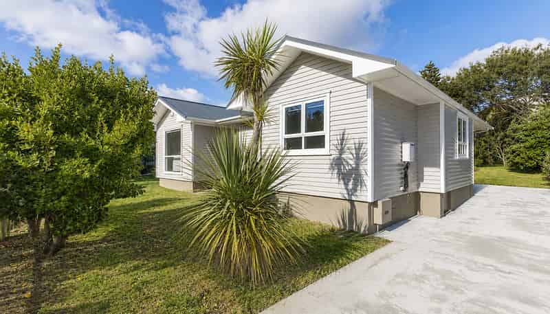 14 Moult Street, Titahi Bay