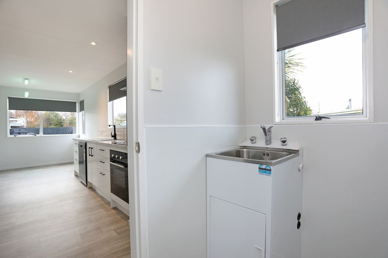 Modern Updates and Convenient Location! - Bild 5