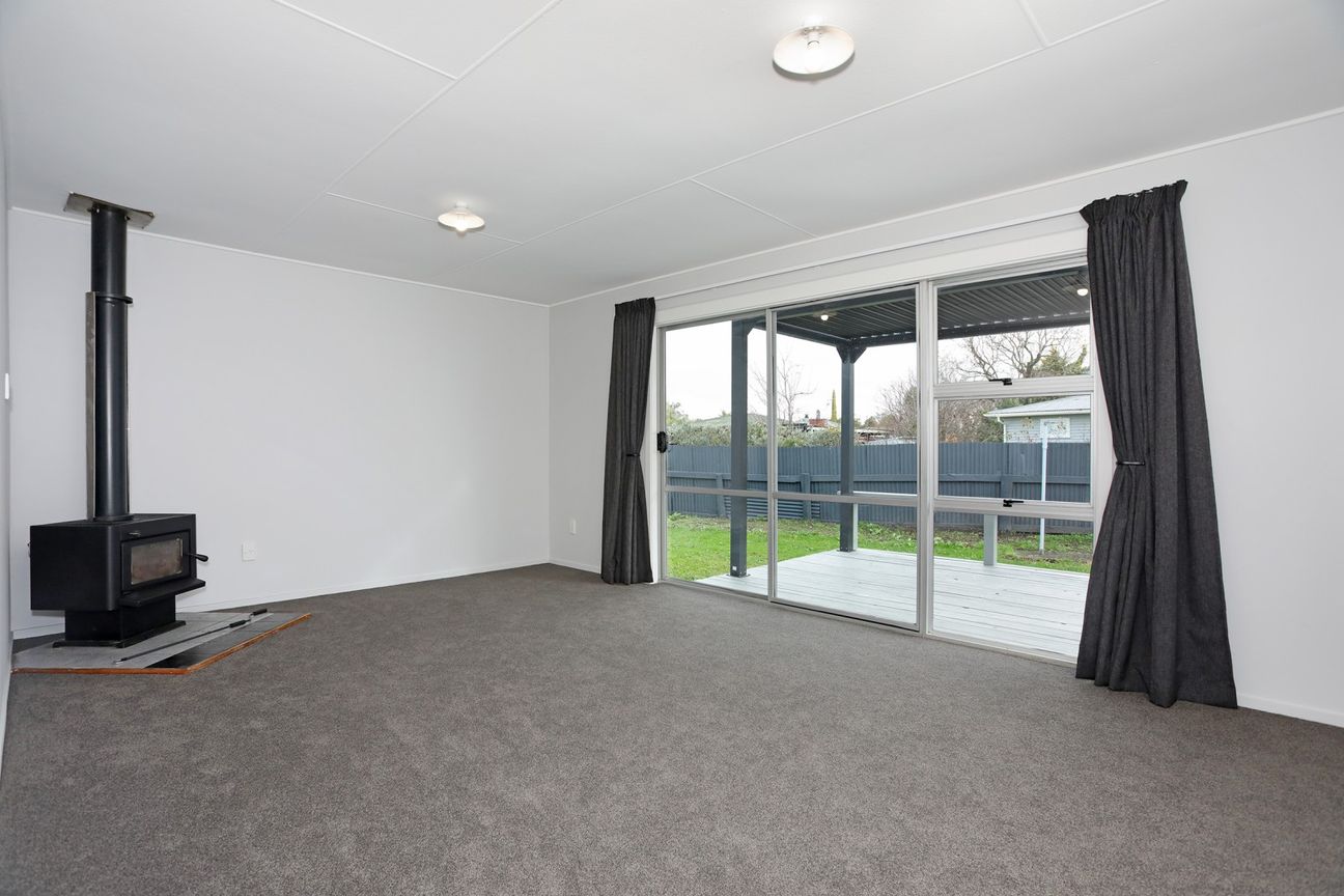 Modern Updates and Convenient Location! - Bild 6