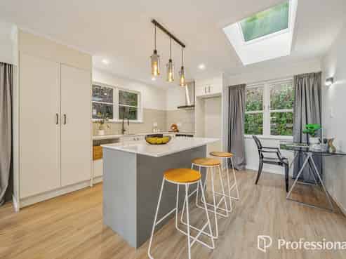 9 Damian Grove, Waterloo