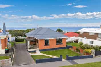 127 Tomahawk Road, Andersons Bay