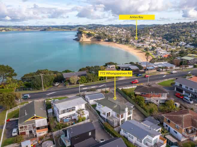 772 Whangaparaoa Road, Manly