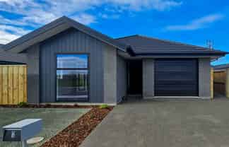 16 Hope Drive, Lincoln