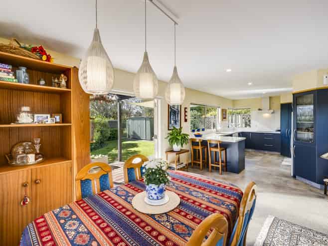 16 Palmbrook Avenue, Havelock North
