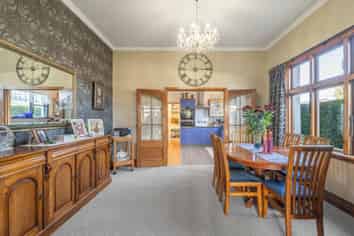 61 West Plains Road, WAIKIWI