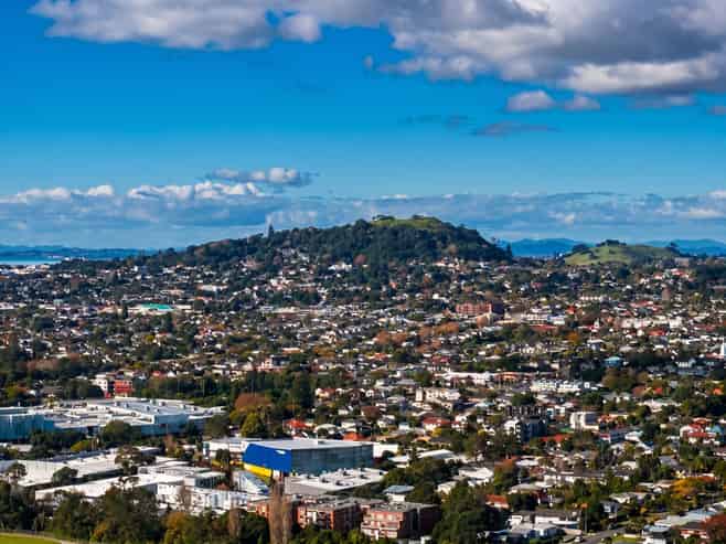 24 Summit Drive, Mount Albert