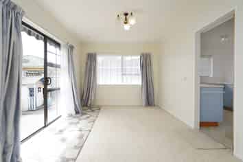 110 Oxford St, Tawa