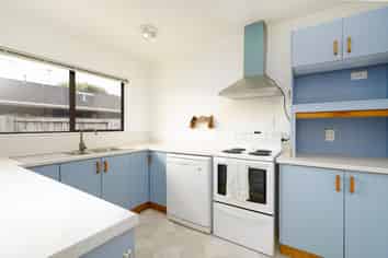 110 Oxford St, Tawa