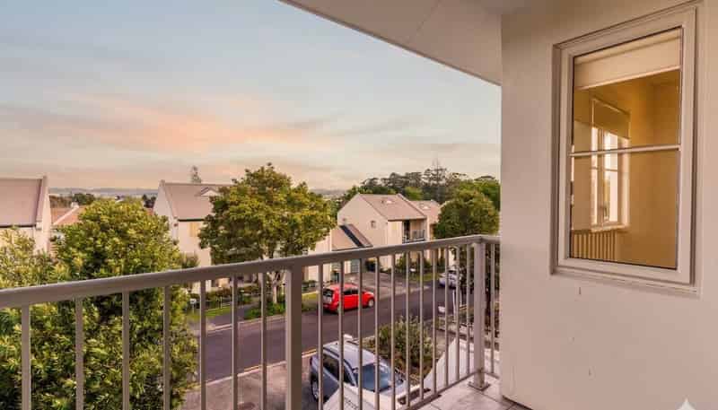 33 Winery Way, Henderson