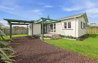 13 Victory Road, Fairy Springs