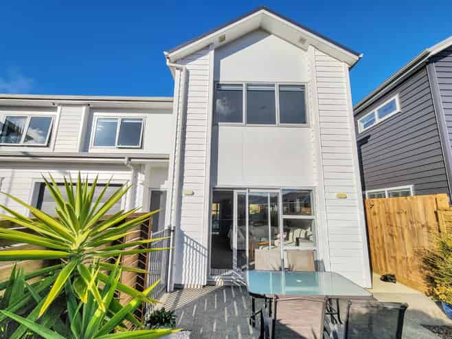 6 Takapo Grove, Kelson
