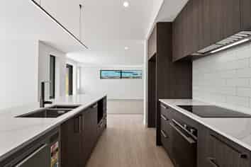 4 Southdown Road, Jacks Point