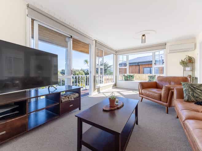 151 Weggery Drive, Waikanae Beach