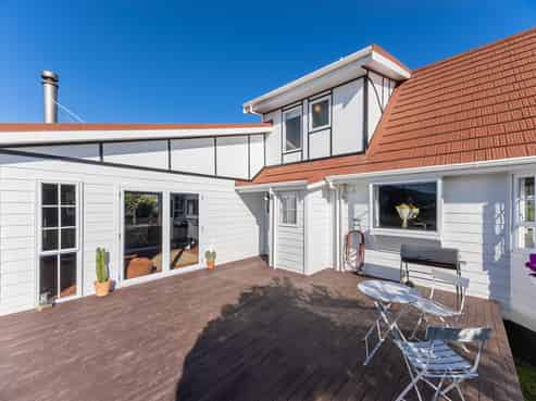 151 Weggery Drive, Waikanae Beach